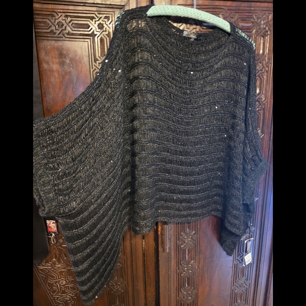 BNWT Sioni Black Knit Sweater Poncho (L/XL)